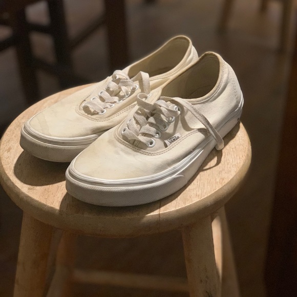 2 pairs of Vans used 7.5 - Picture 3 of 13